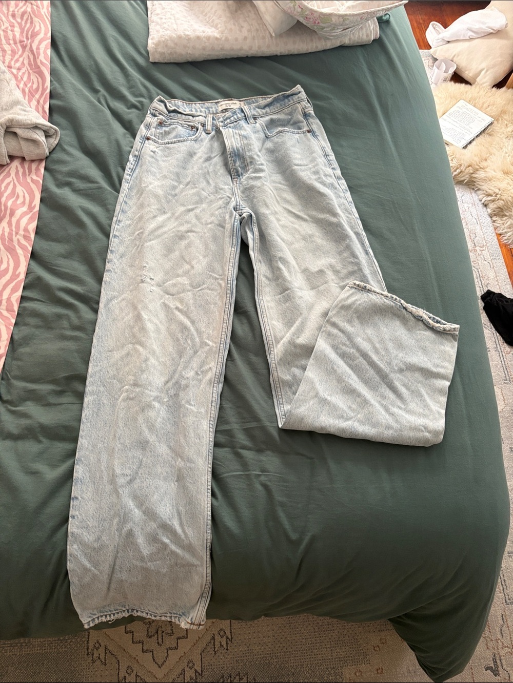 Light Wash Women's Loose Jeans